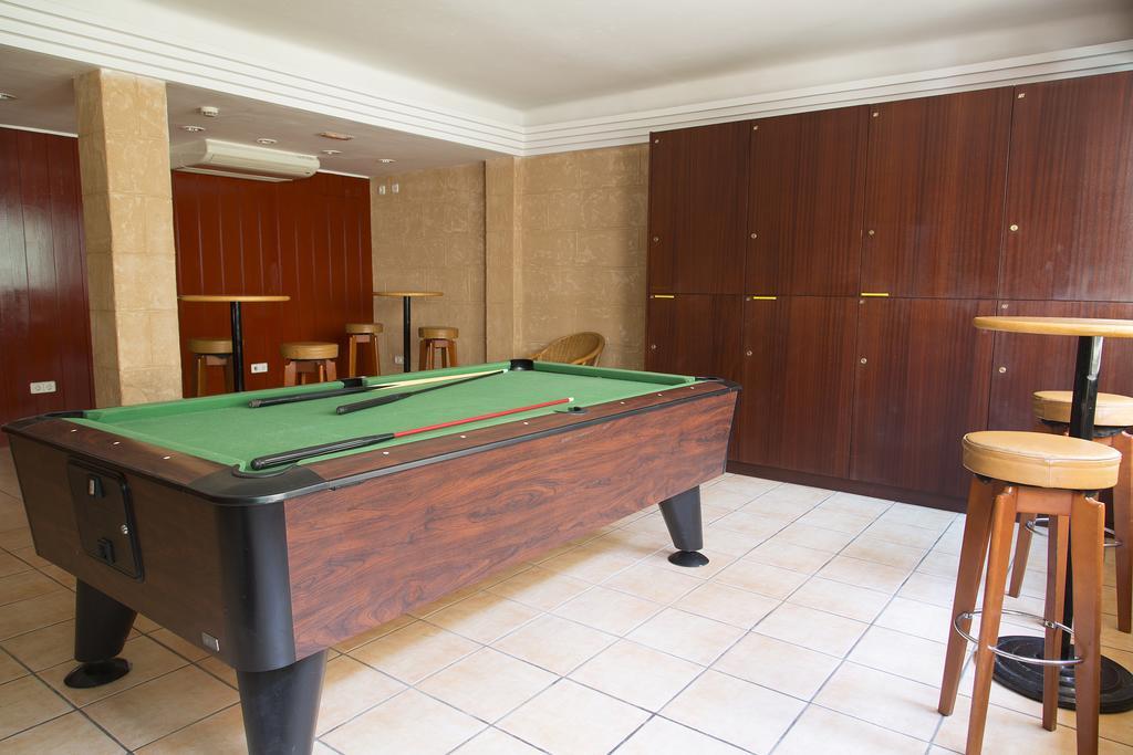 Apartamentos Casa Maria San Antonio  Eksteriør bilde