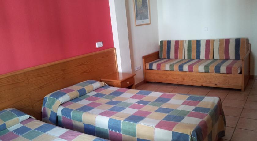 Apartamentos Casa Maria San Antonio  Eksteriør bilde