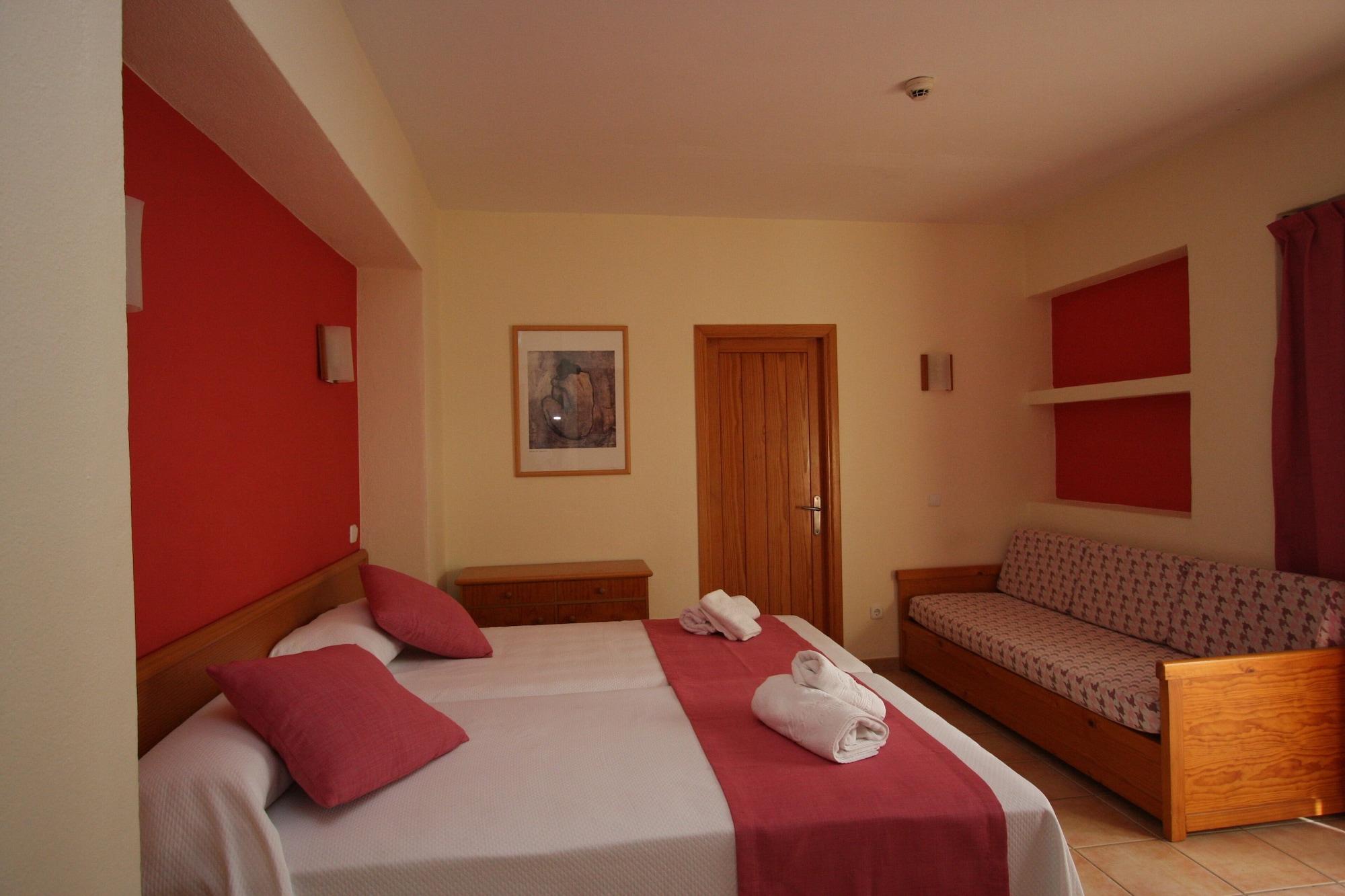Apartamentos Casa Maria San Antonio  Eksteriør bilde