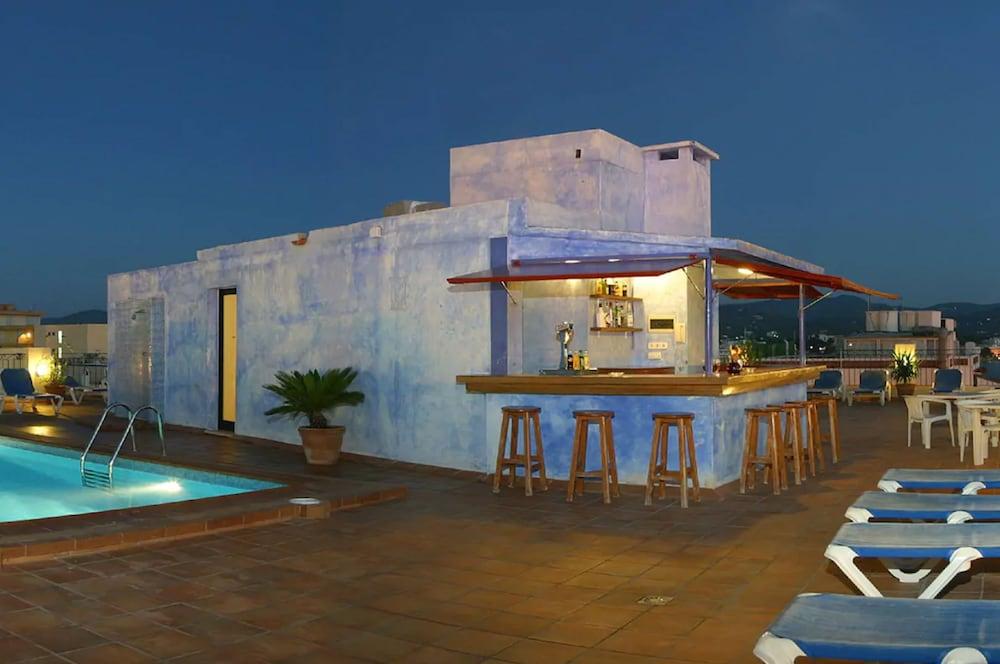 Apartamentos Casa Maria San Antonio  Eksteriør bilde